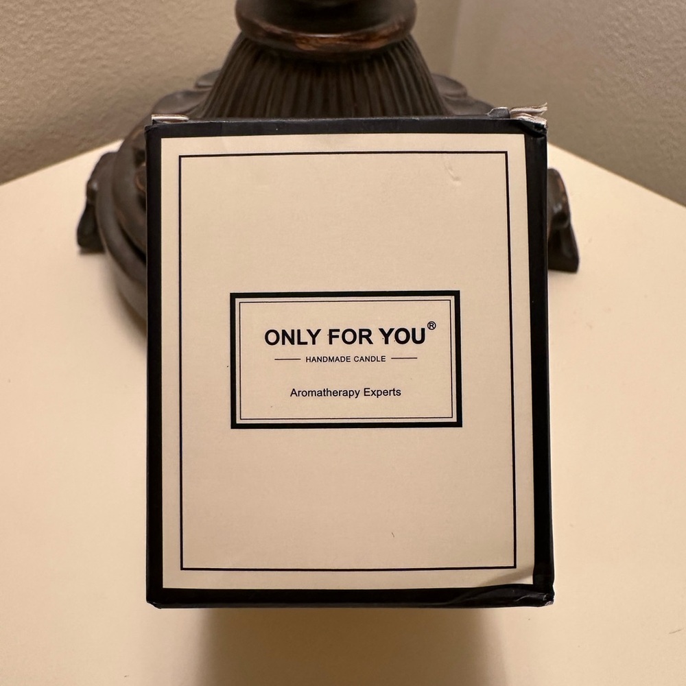 Soy Wax Votive Candle Sending You a Big Hug NWT - Picture 2 of 5